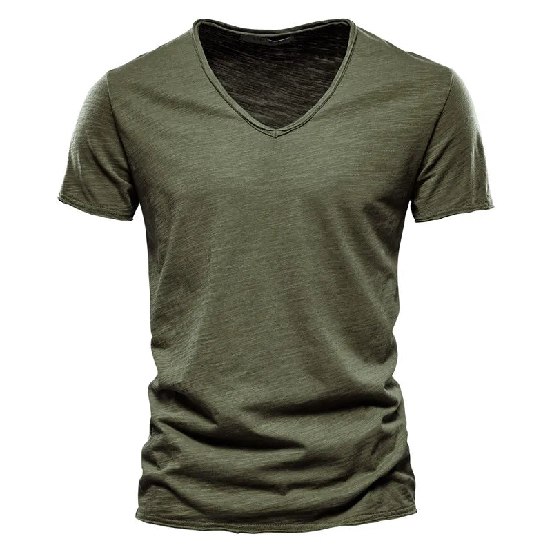 Camiseta De Pico Ajustada 100% Algodón Para Hombre, Diseño Moderno y Elegante.