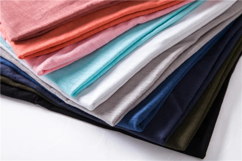 Camiseta De Pico Ajustada 100% Algodón Para Hombre, Diseño Moderno y Elegante.