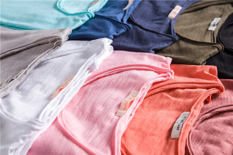 Camiseta De Pico Ajustada 100% Algodón Para Hombre, Diseño Moderno y Elegante.