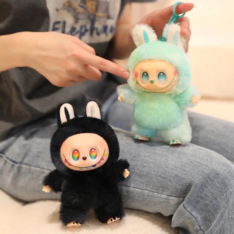 Peluche Muñeco Labubu De 17cm Peluche Colgante, Perfecto Para Tú Colección o Regalar.