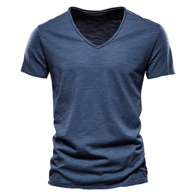 Camiseta De Pico Ajustada 100% Algodón Para Hombre, Diseño Moderno y Elegante.